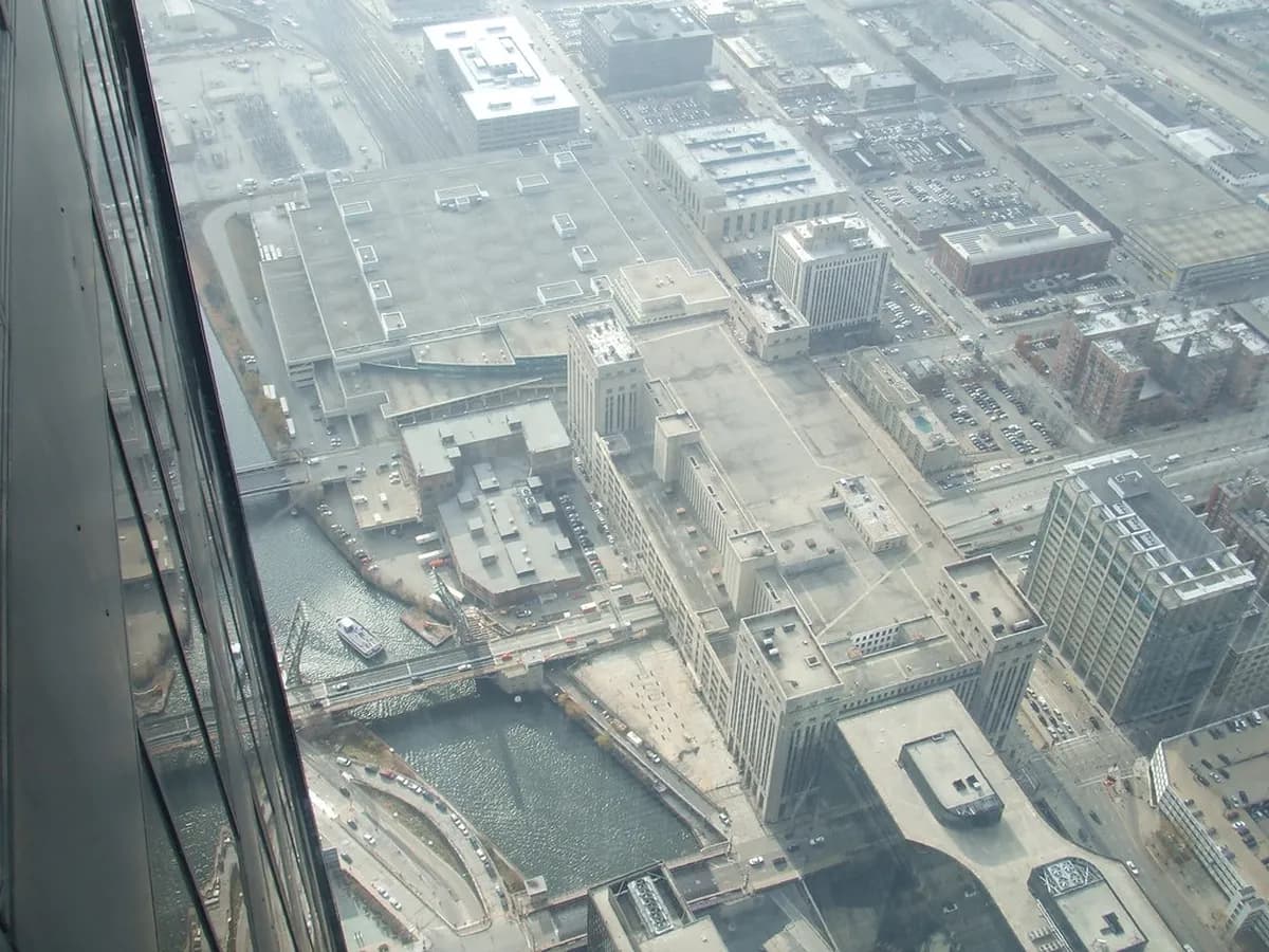 Is Skydeck Chicago Worth It? 9 Things to Know Before You Go