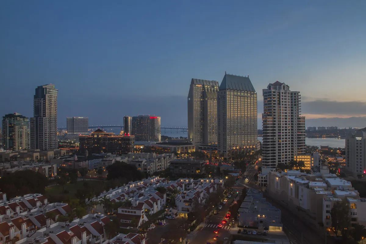 US city skyline